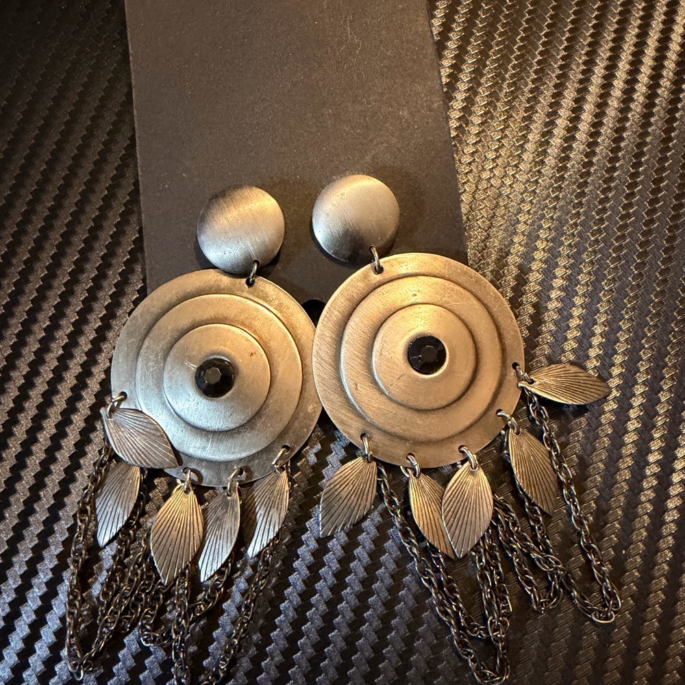 Elegant Gold Statement Earrings